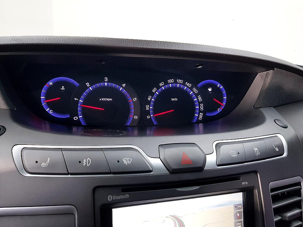 Ssangyong Korando - Vista 12