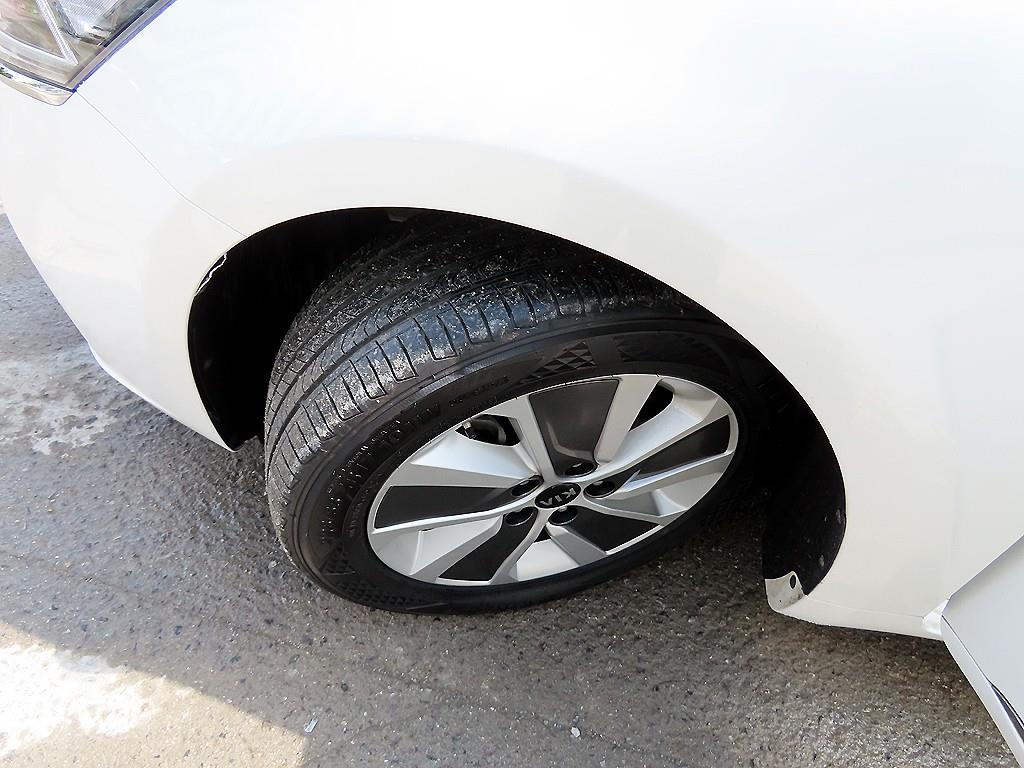 KIA K7 2017 Blanco - Importación desde Corea - HF Imports Iquique - Foto 20