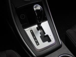 HYUNDAI Avante - Vista 12