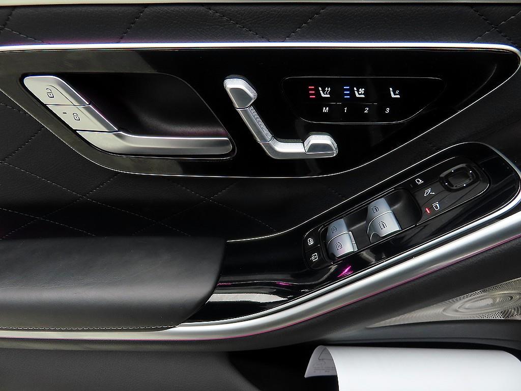 Mercedes Benz S Class - Vista 10