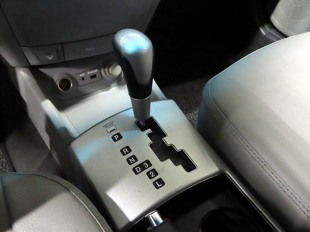 HYUNDAI Avante - Vista 9