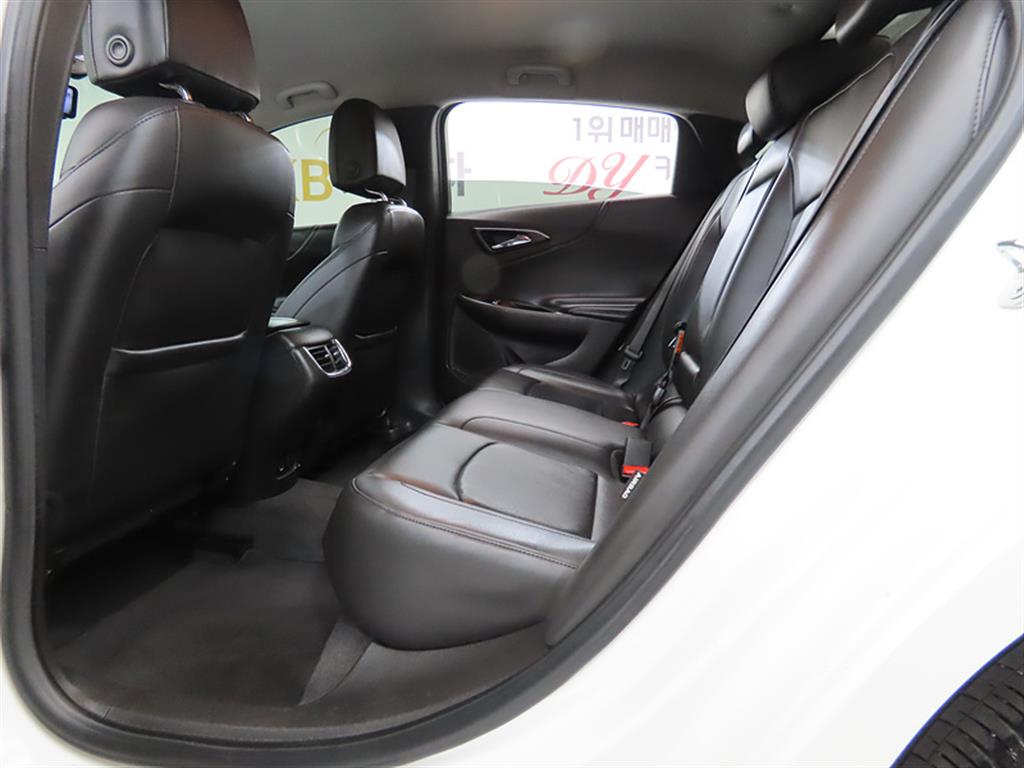 Chevrolet Malibu - Vista 6