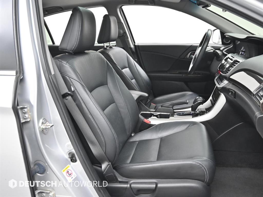 Honda Accord - Vista 9