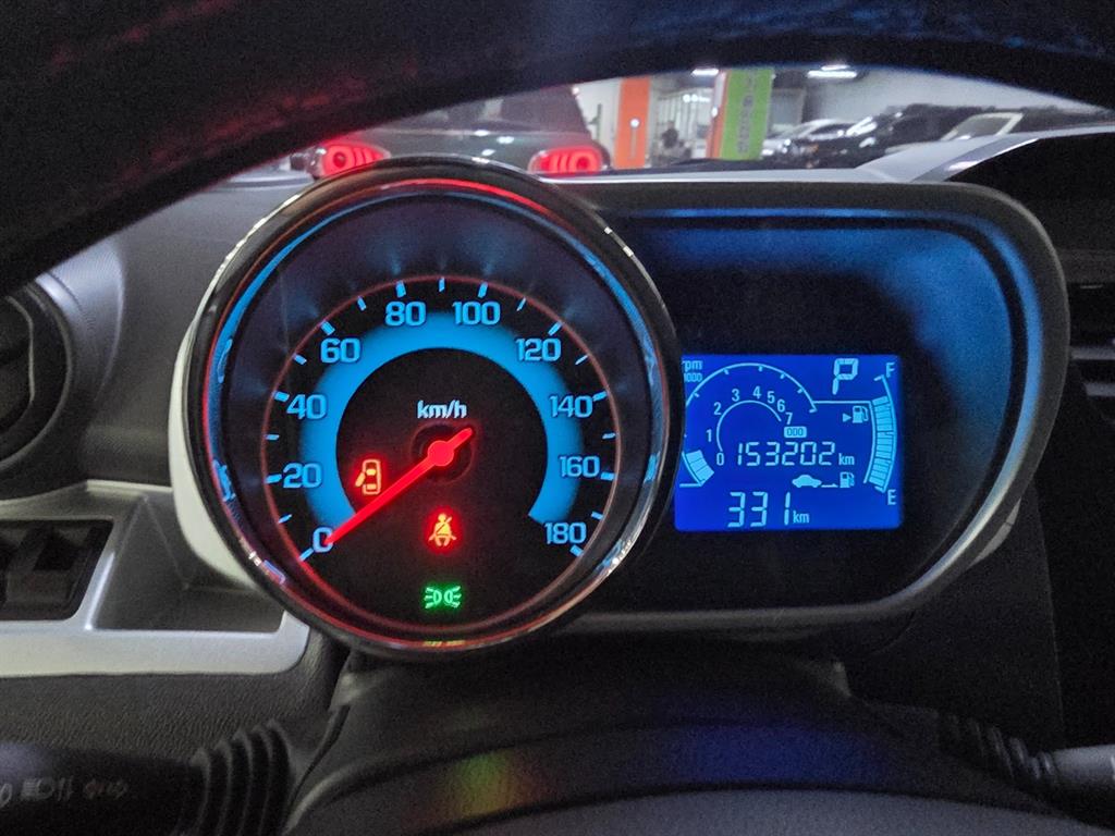 Chevrolet Spark - Vista 8