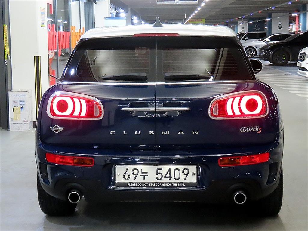 Mini Clubman - Vista 5