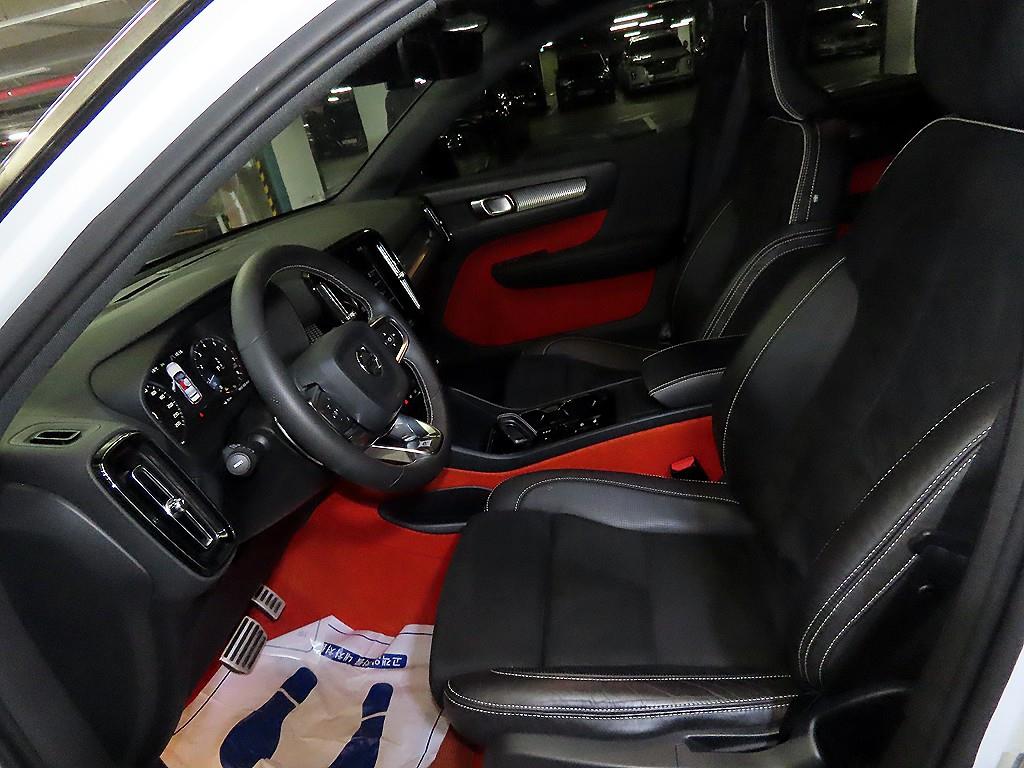 Volvo XC40 - Vista 6