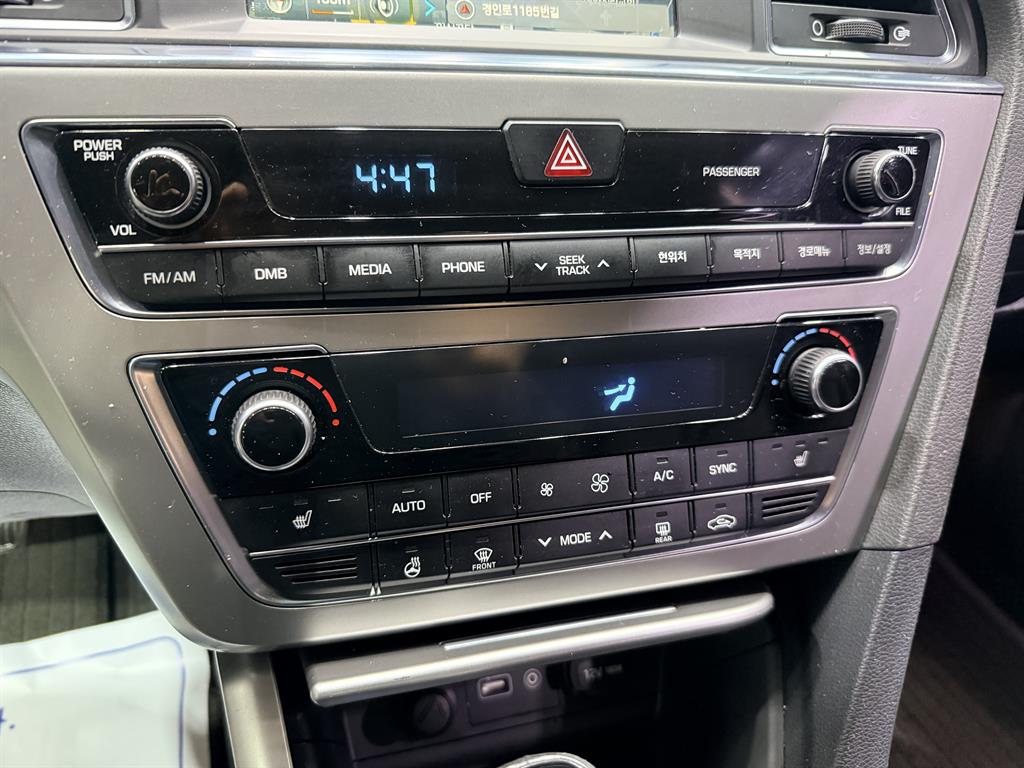 HYUNDAI Sonata - Vista 4