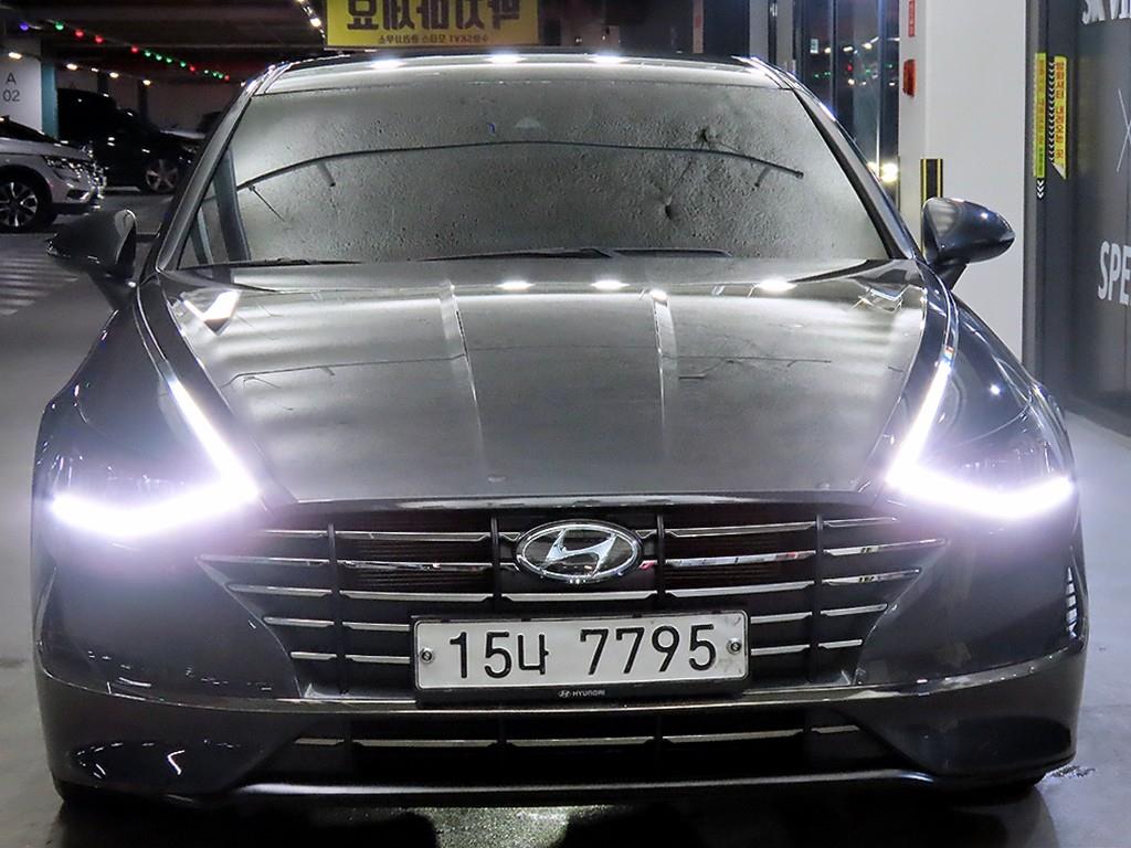 HYUNDAI Sonata - Vista 2