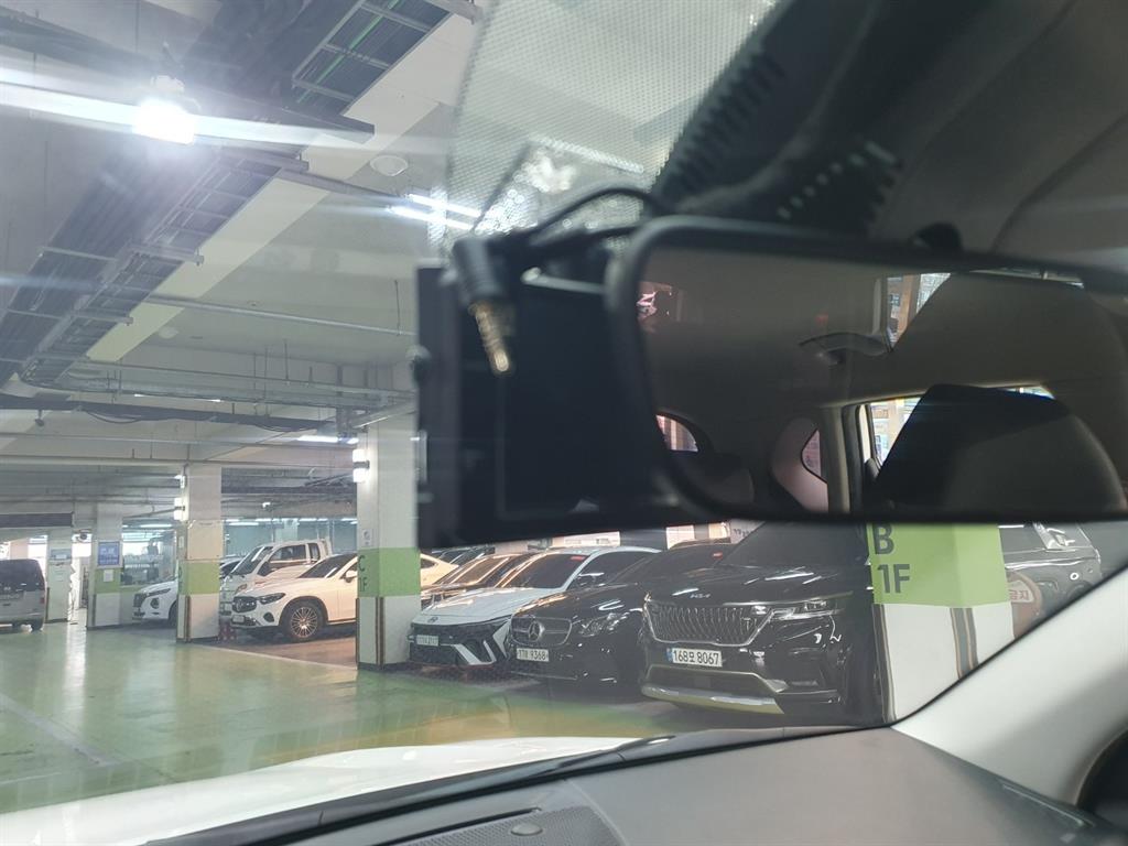 KIA Seltos - Vista 10