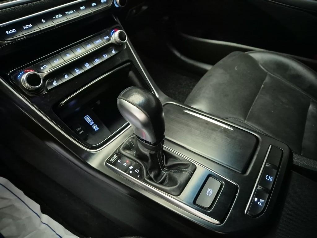 HYUNDAI Grandeur - Vista 8