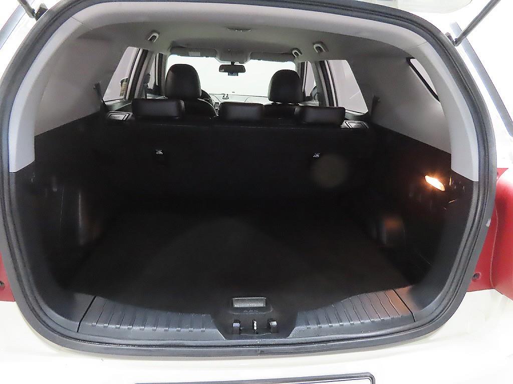 Ssangyong Tivoli 2018 Blanco - Importación desde Corea - HF Imports Iquique - Foto 8