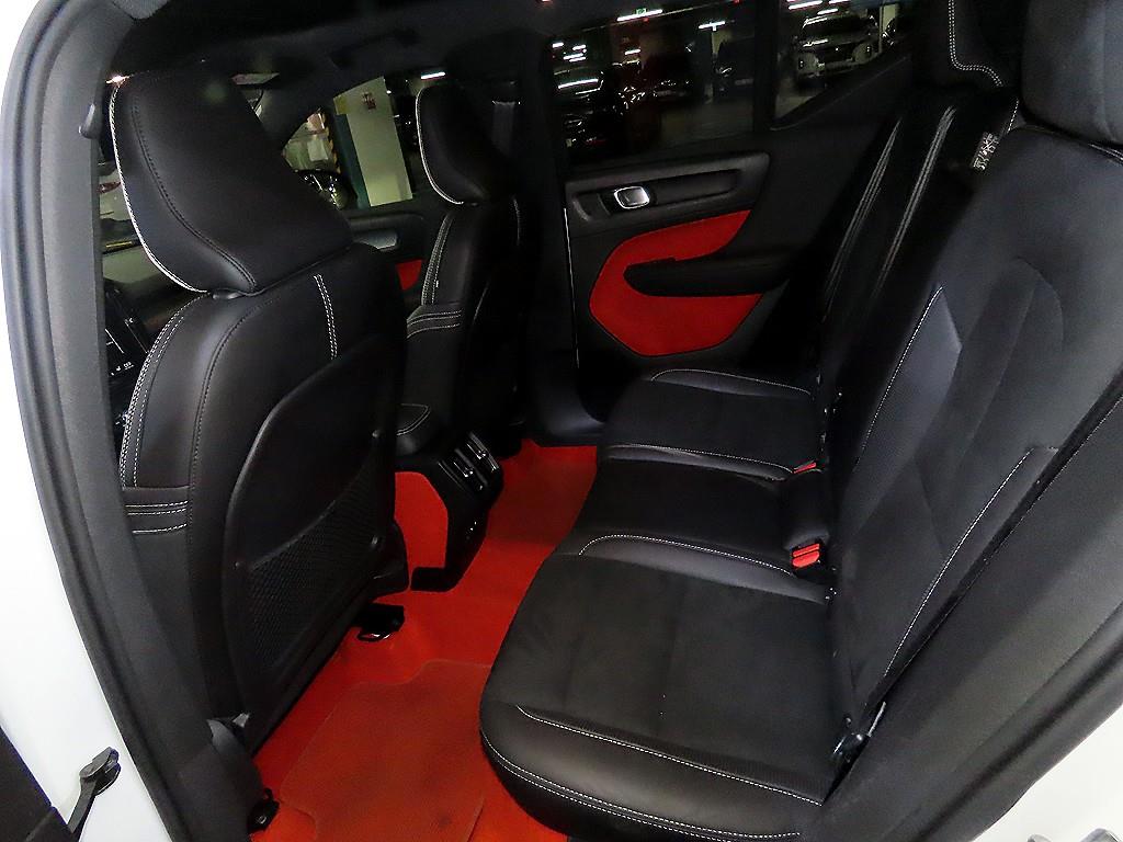Volvo XC40 - Vista 7