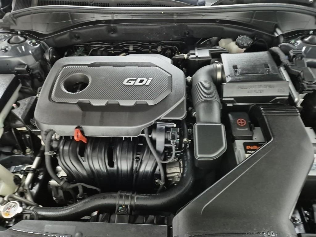 HYUNDAI Grandeur - Vista 5