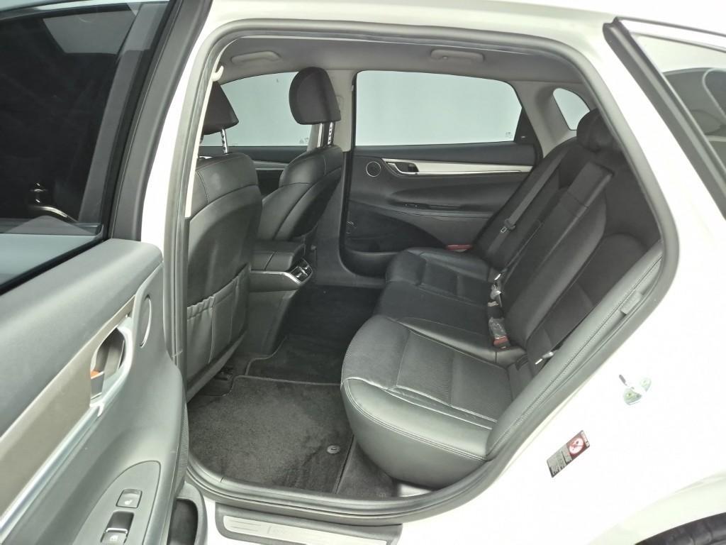 HYUNDAI Grandeur - Vista 12