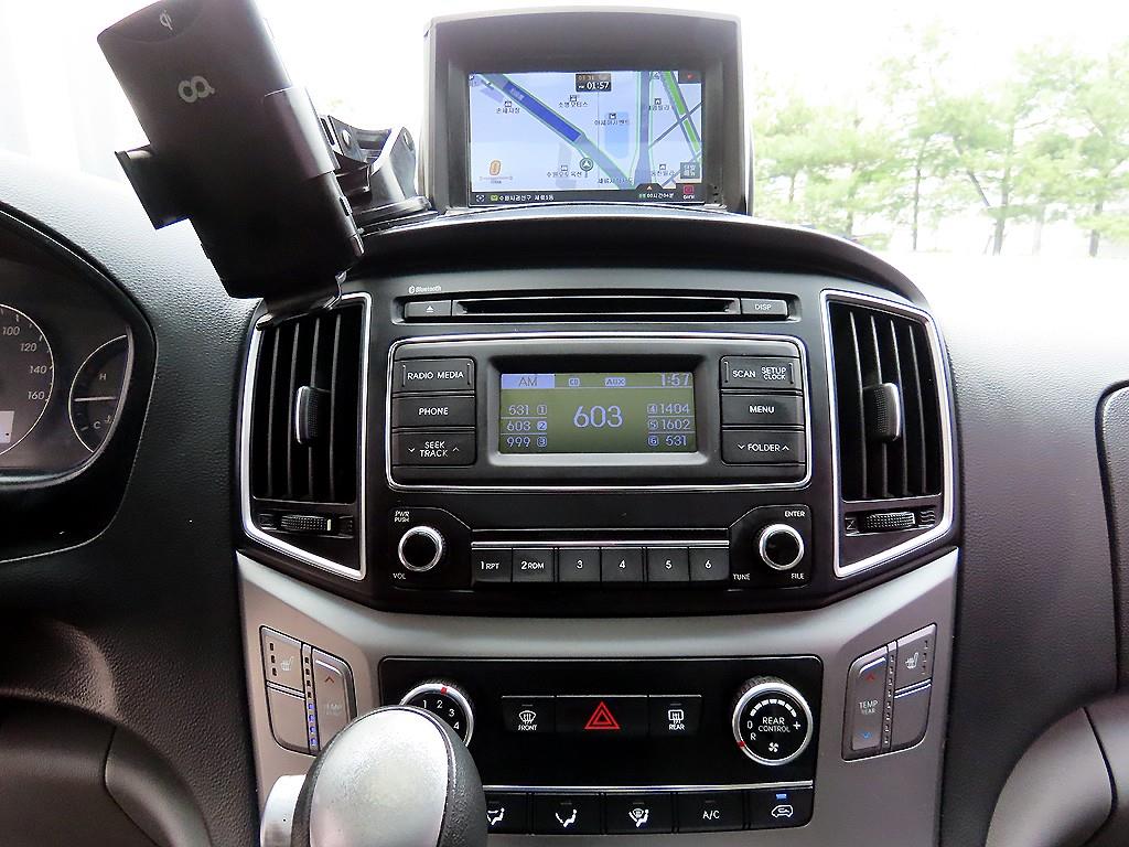 HYUNDAI Starex 2016 Plateado - Importación desde Corea - HF Imports Iquique - Foto 13