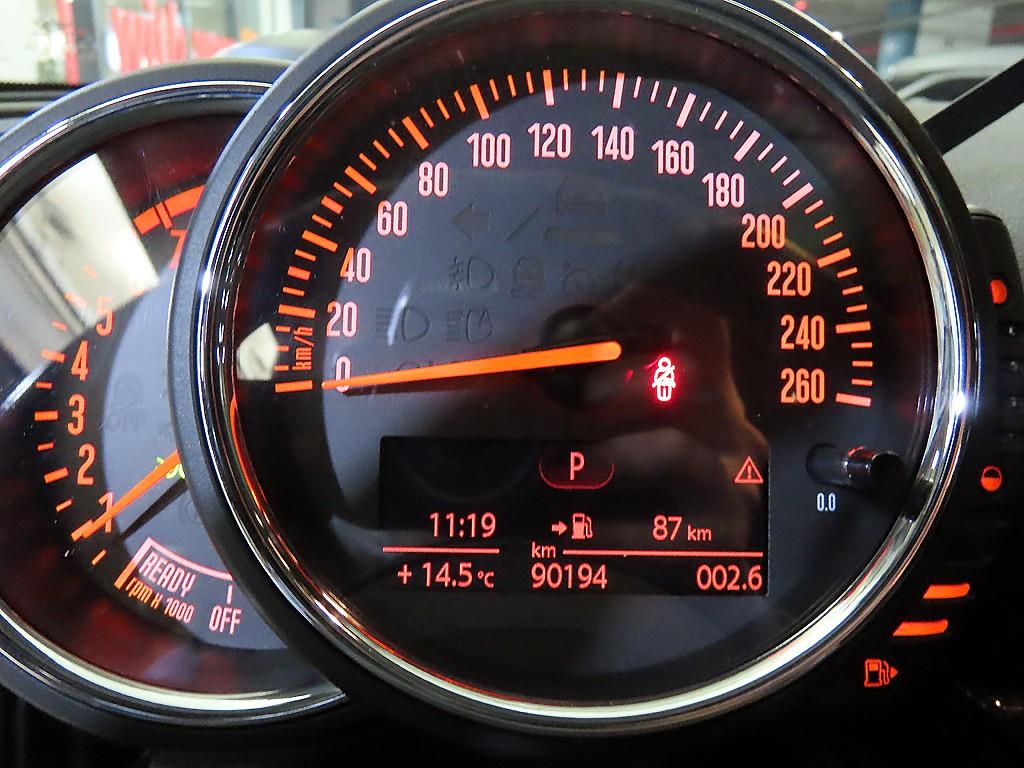 Mini Clubman - Vista 9