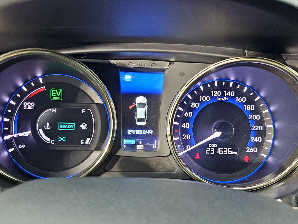 HYUNDAI Sonata - Vista 7