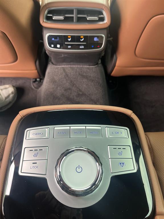 Genesis G80 - Vista 8