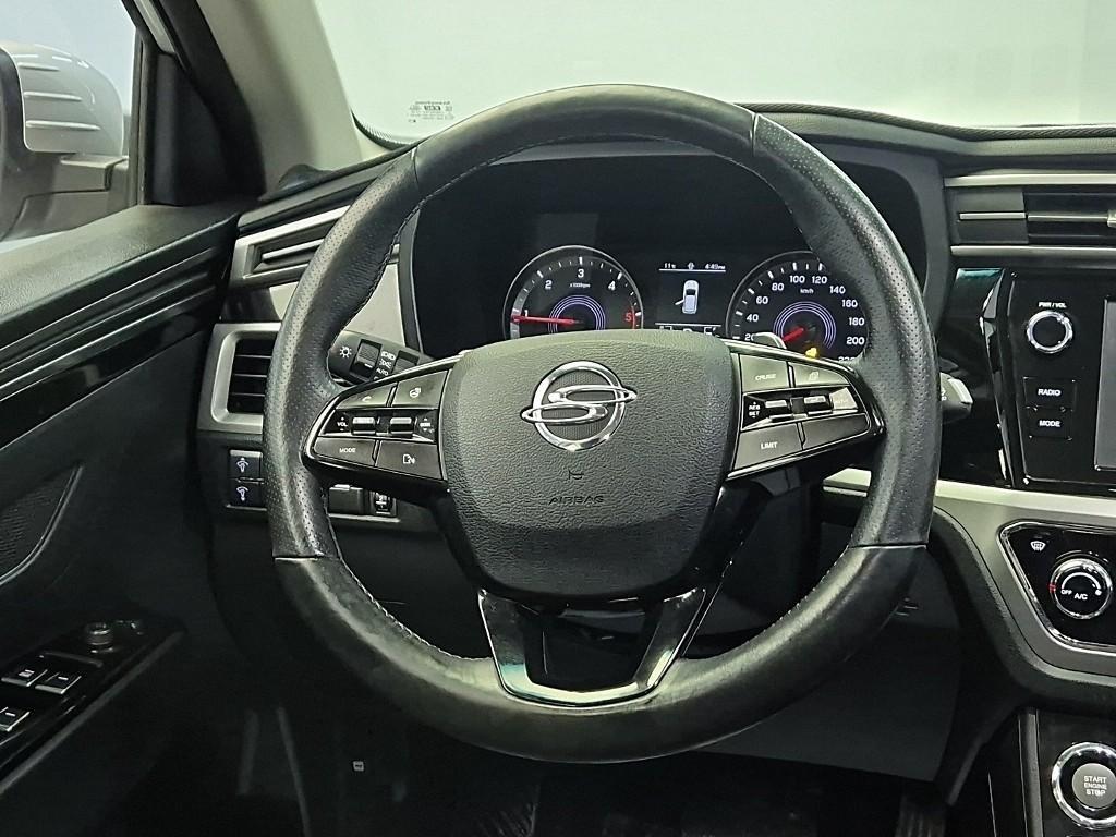 Ssangyong Korando - Vista 9