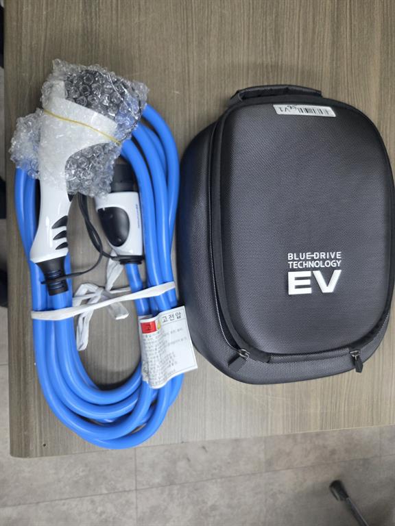 HYUNDAI Ioniq - Vista 7