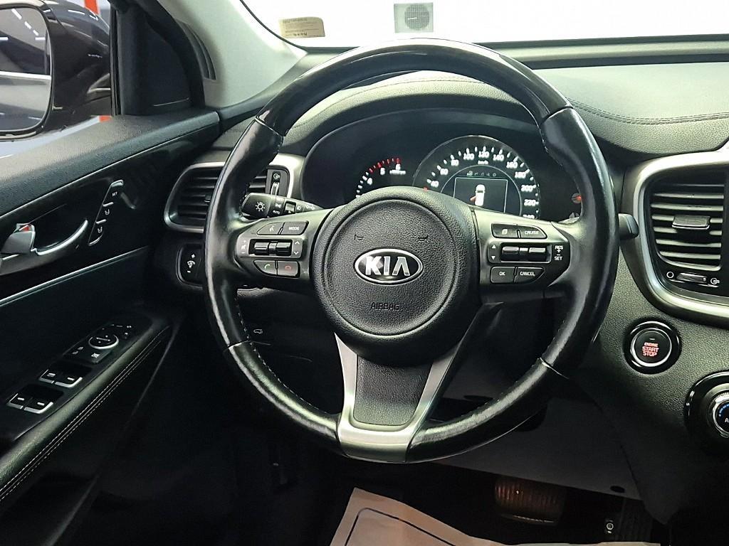 KIA Sorento - Vista 9