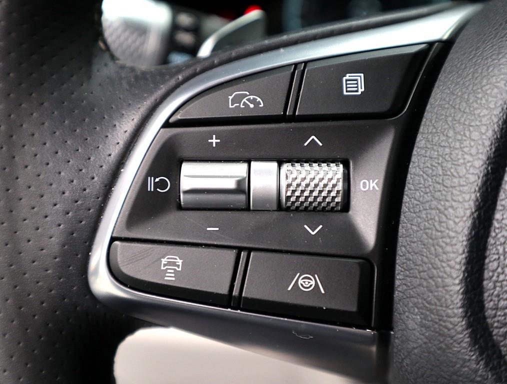 Genesis G70 2024 Blanco - Importación desde Corea - HF Imports Iquique - Foto 14