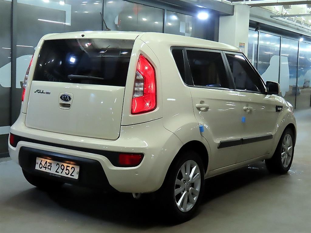 KIA Soul - Vista 4