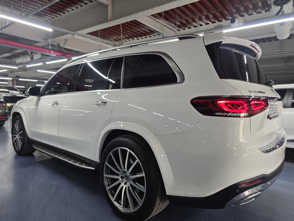 Mercedes Benz GLS Class - Vista 6