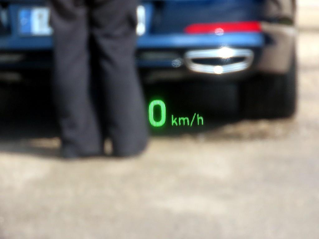 Genesis G80 - Vista 10