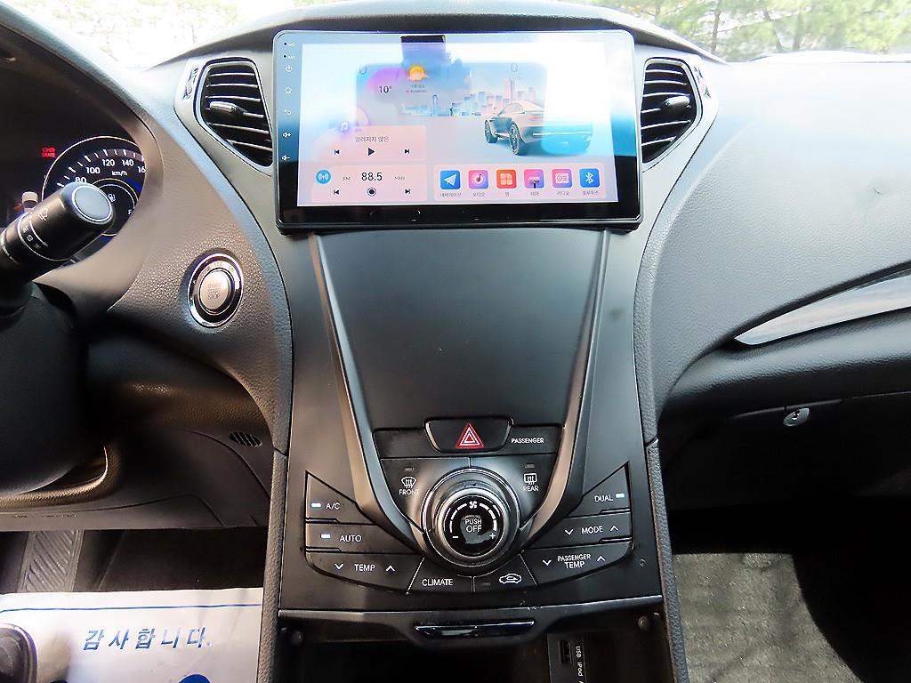 HYUNDAI Grandeur - Vista 12