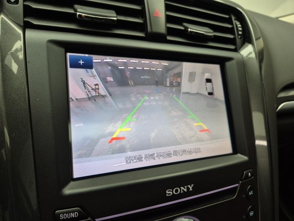 Ford Mondeo - Vista 12