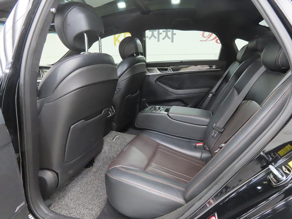 Genesis G80 - Vista 6