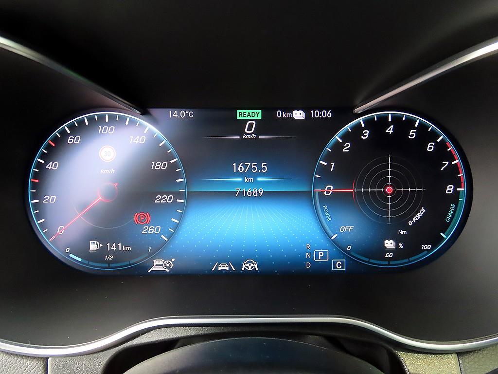 Mercedes Benz GLC Class - Vista 9