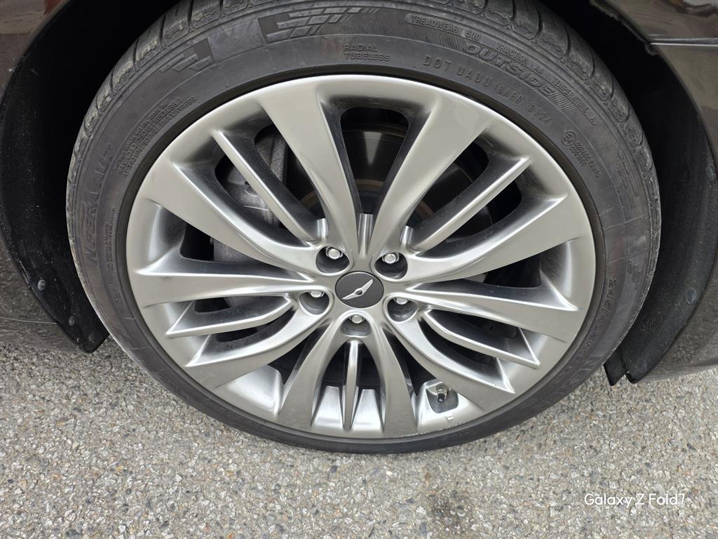 Genesis G80 - Vista 4