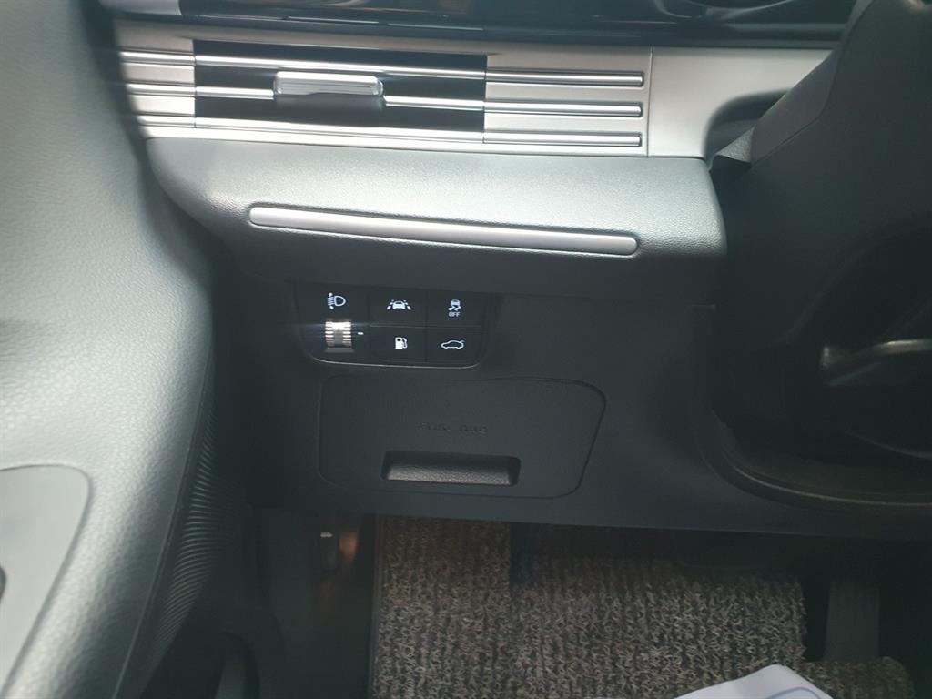 HYUNDAI Grandeur - Vista 12