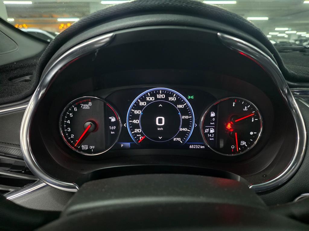 Chevrolet Malibu - Vista 8