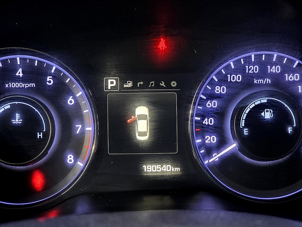 HYUNDAI Aslan - Vista 7