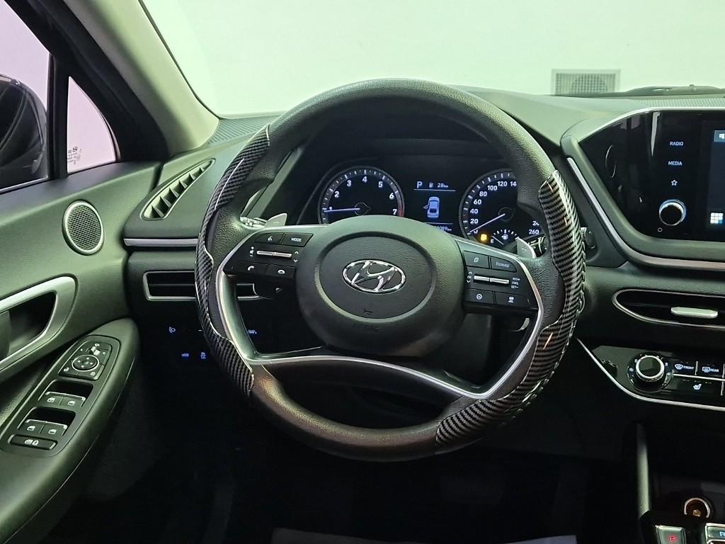 HYUNDAI Sonata - Vista 9