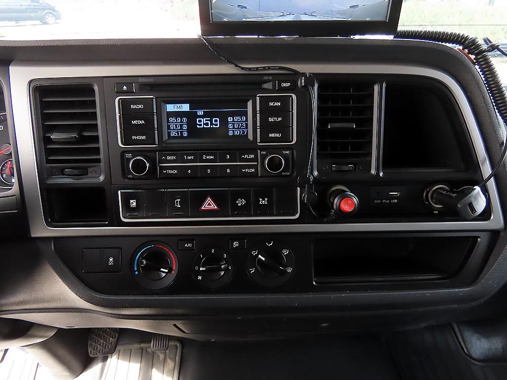 medium and large cargo truck 2017 Blanco - Importación desde Corea - HF Imports Iquique - Foto 14