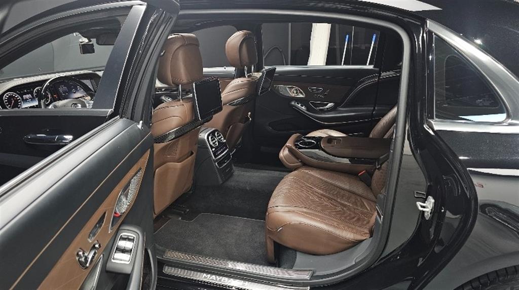 Mercedes Benz S Class - Vista 12