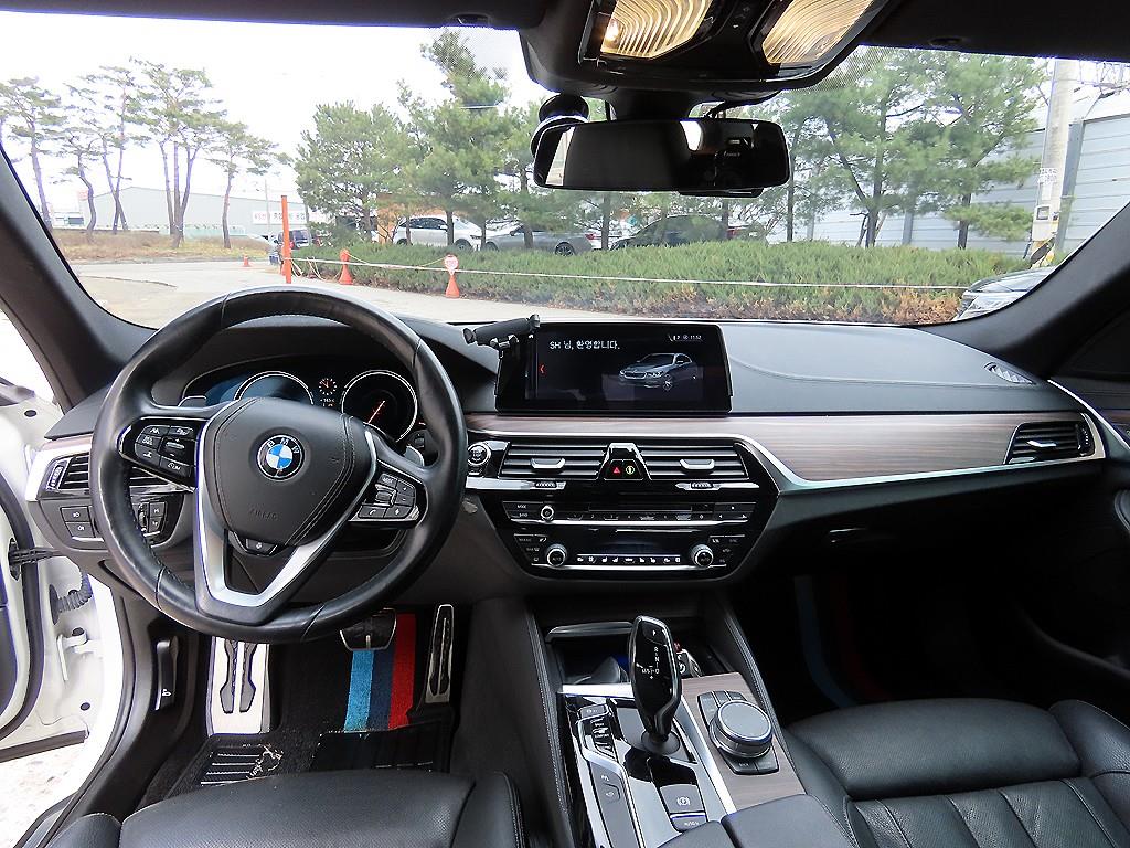 BMW 5 Series - Vista 7