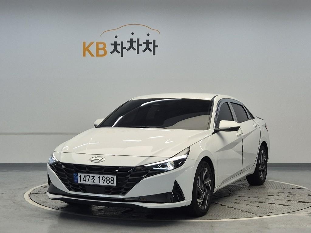 HYUNDAI Avante 2022 Blanco - Importación desde Corea - HF Imports Iquique - Foto 1