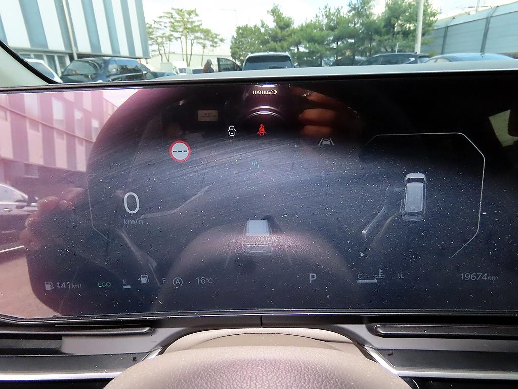 KIA Carnival - Vista 10