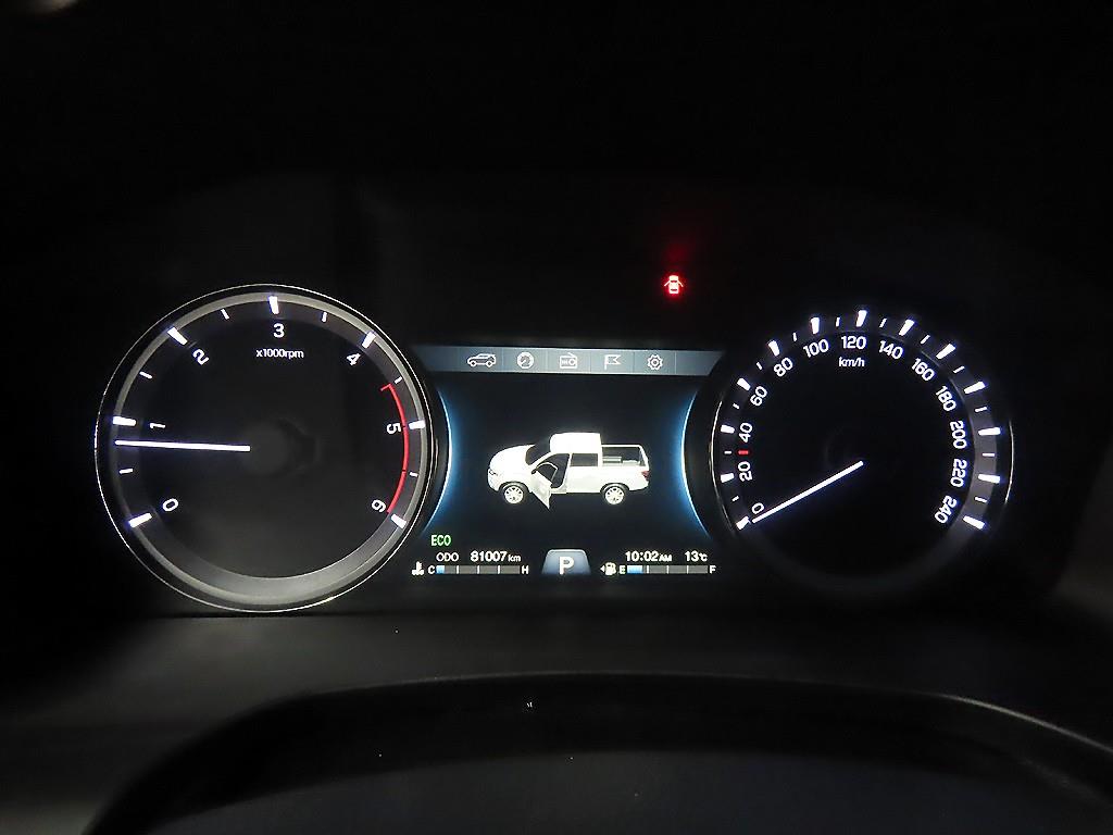 Ssangyong Rexton - Vista 8