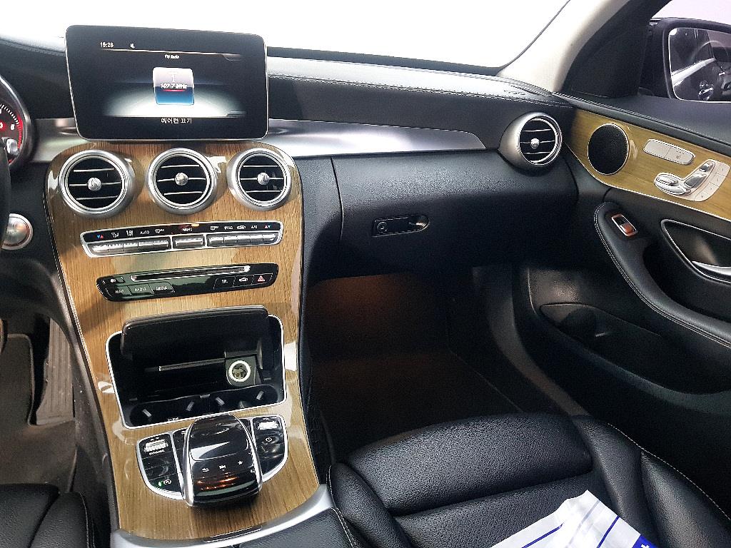 Mercedes Benz C Class - Vista 10