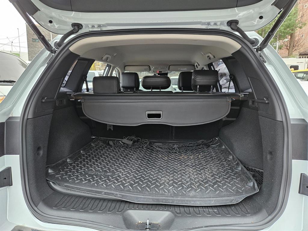 SAMSUNG QM6 2020 Blanco - Importación desde Corea - HF Imports Iquique - Foto 17