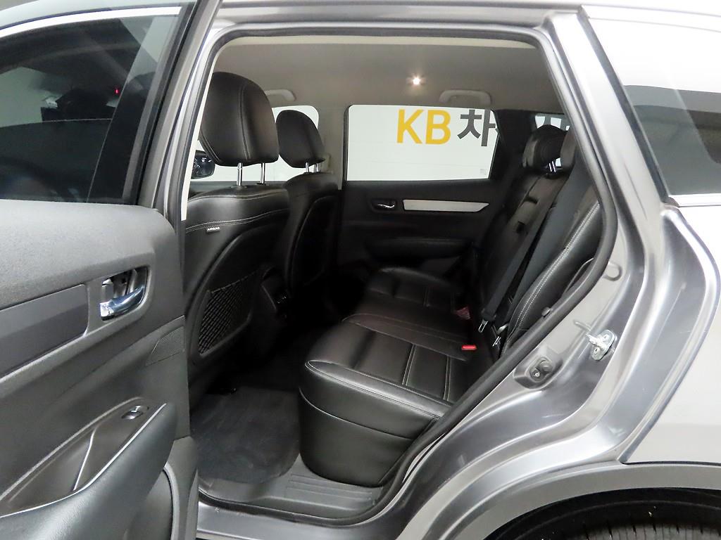 SAMSUNG QM6 - Vista 12