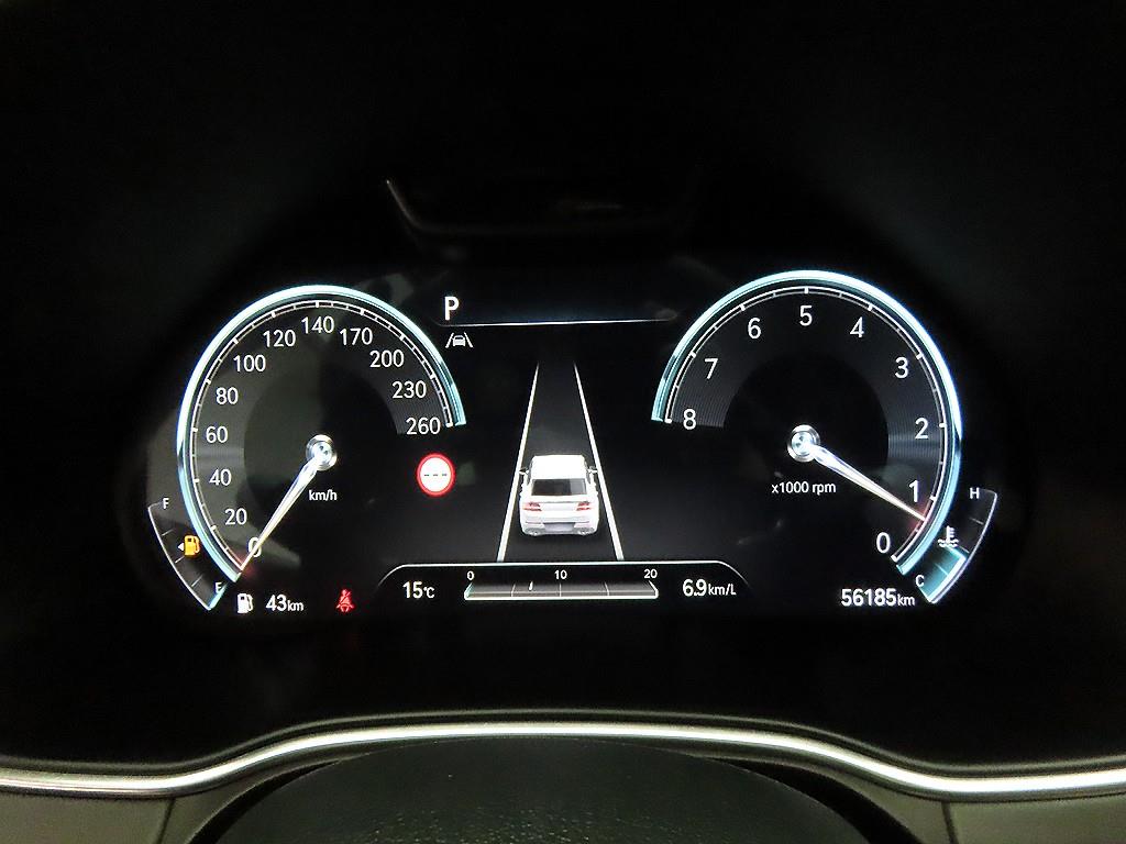 Genesis GV80 - Vista 6