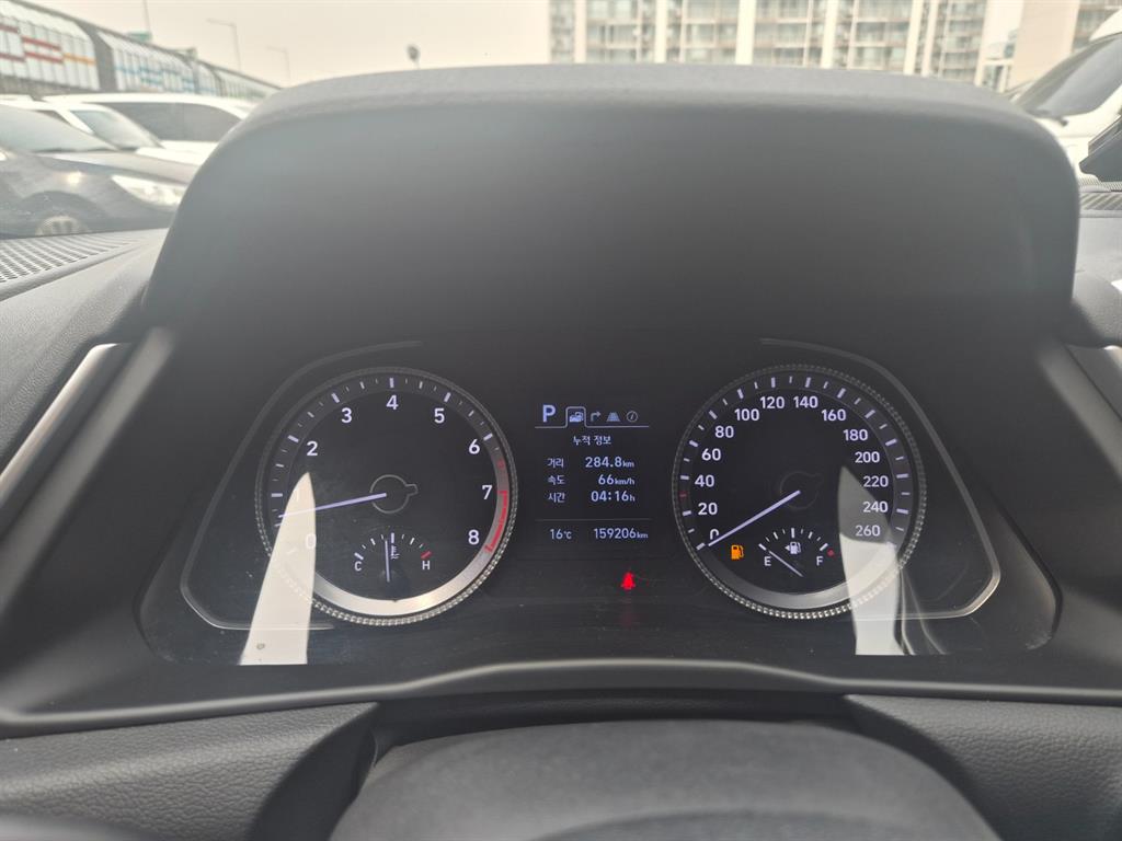 HYUNDAI Sonata - Vista 5