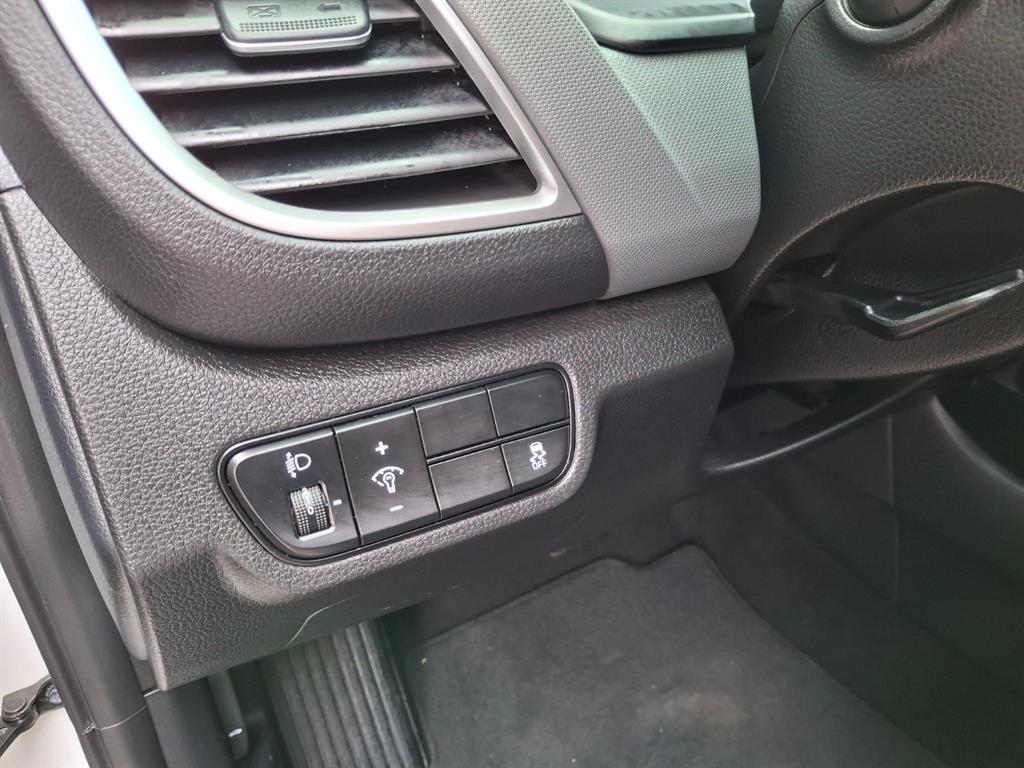 KIA Seltos 2024 Blanco - Importación desde Corea - HF Imports Iquique - Foto 19